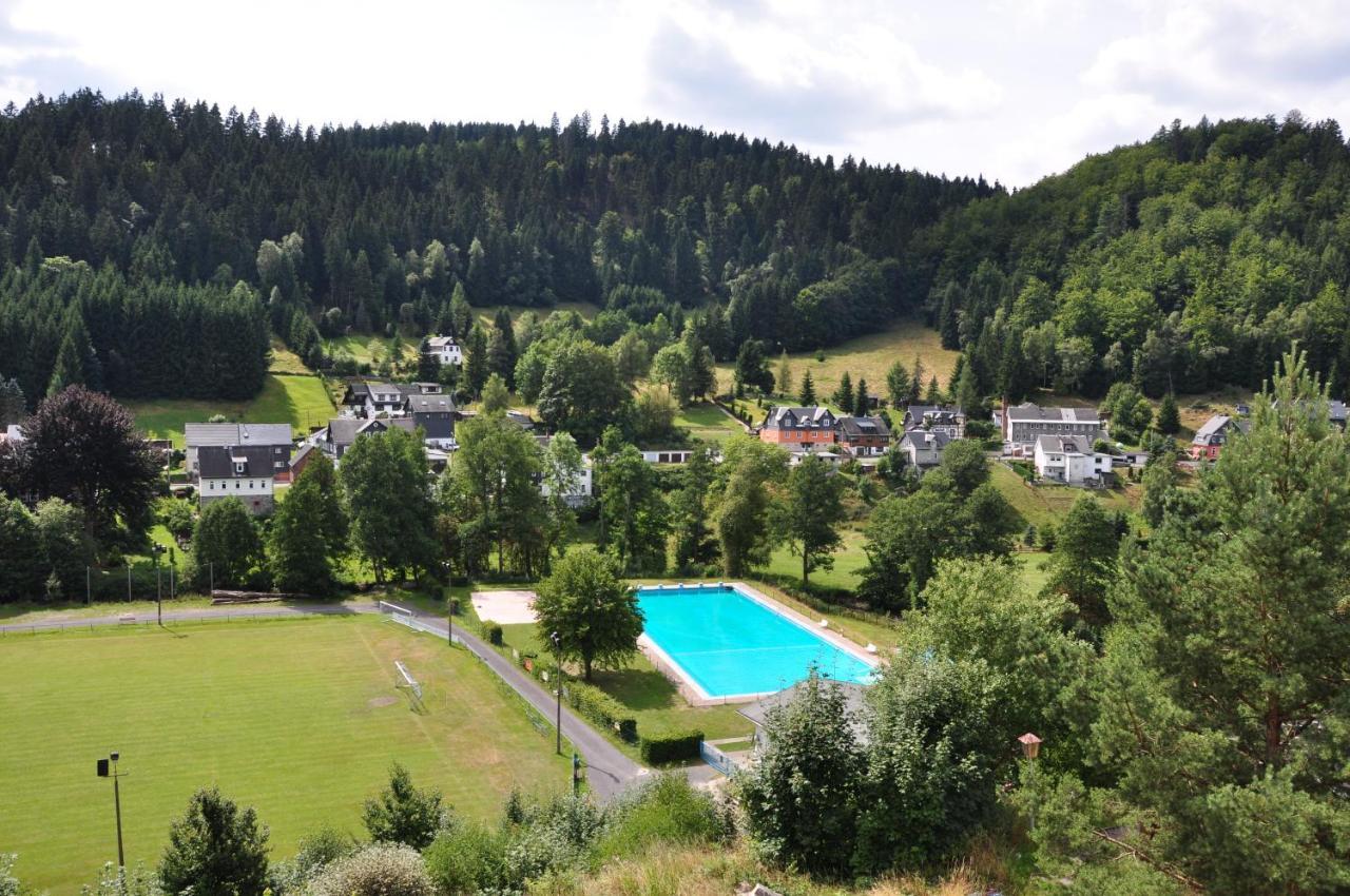 Waldhotel-Feldbachtal Neuhaus am Rennweg Exterior foto